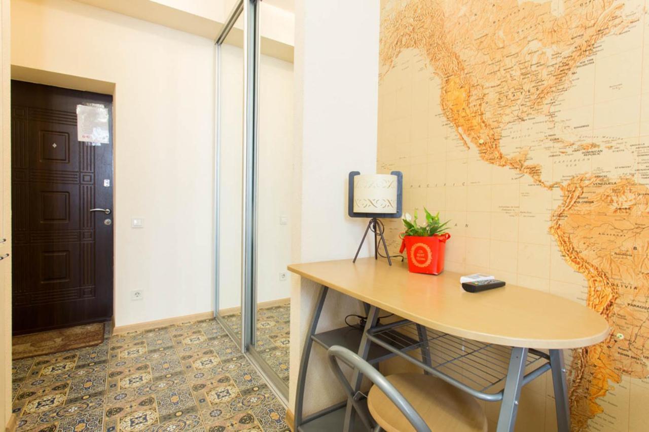 New Studio In The Center - Korolenka Str. 25/62 Apartment Kharkiv Exterior photo